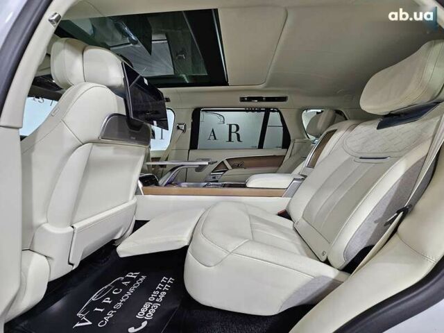 Ленд Ровер Рендж Ровер 2024 в Киеве на Automoto.ua Ленд Ровер Рендж Ровер, объемом двигателя 4.4 л и пробегом 1 тыс. км за 369511 $, фото 15 на Automoto.ua
