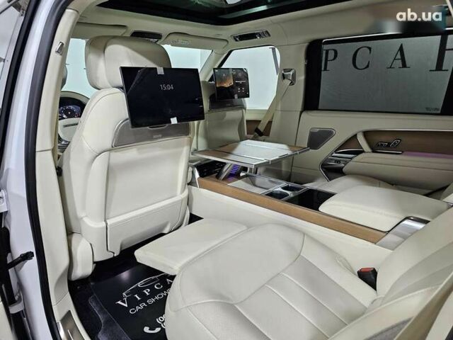 Ленд Ровер Рендж Ровер 2024 в Киеве на Automoto.ua Ленд Ровер Рендж Ровер, объемом двигателя 4.4 л и пробегом 1 тыс. км за 369511 $, фото 14 на Automoto.ua