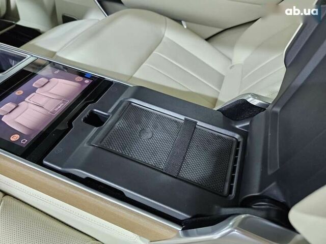 Ленд Ровер Рендж Ровер 2024 в Киеве на Automoto.ua Ленд Ровер Рендж Ровер, объемом двигателя 4.4 л и пробегом 1 тыс. км за 369511 $, фото 17 на Automoto.ua