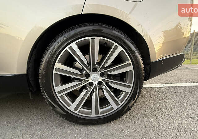 Ленд Ровер Рендж Ровер, об'ємом двигуна 3 л та пробігом 14 тис. км за 170000 $, фото 17 на Automoto.ua