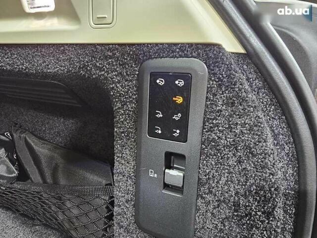 Ленд Ровер Рендж Ровер 2024 в Киеве на Automoto.ua Ленд Ровер Рендж Ровер, объемом двигателя 4.4 л и пробегом 1 тыс. км за 369511 $, фото 8 на Automoto.ua