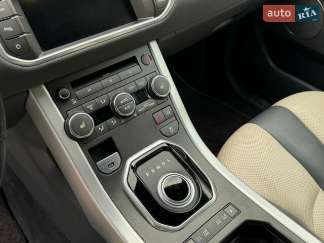 Желтый Ленд Ровер Рендж Ровер, объемом двигателя 2.18 л и пробегом 183 тыс. км за 18750 $, фото 29 на Automoto.ua