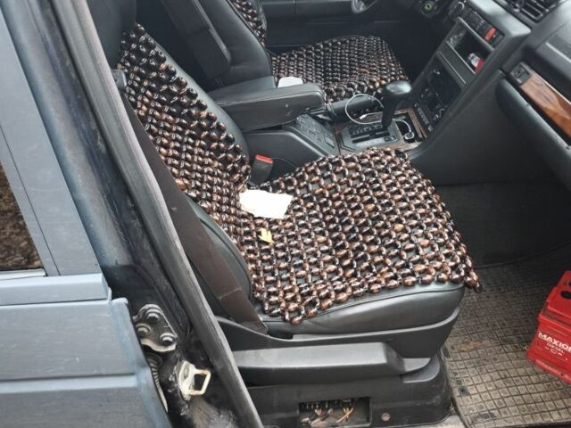 Сірий Ленд Ровер Рендж Ровер, об'ємом двигуна 3 л та пробігом 300 тис. км за 4600 $, фото 5 на Automoto.ua