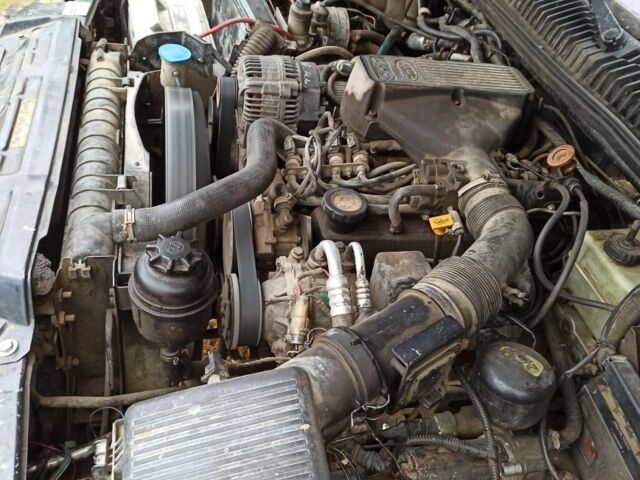 Сірий Ленд Ровер Рендж Ровер, об'ємом двигуна 4.6 л та пробігом 3 тис. км за 4000 $, фото 6 на Automoto.ua