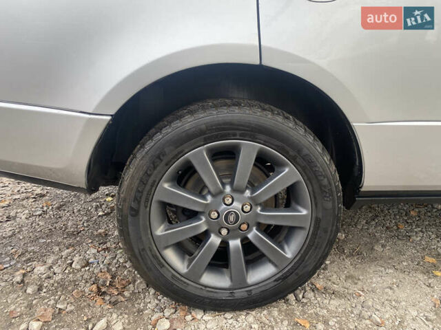 Серый Ленд Ровер Рендж Ровер, объемом двигателя 2.93 л и пробегом 300 тыс. км за 6800 $, фото 8 на Automoto.ua