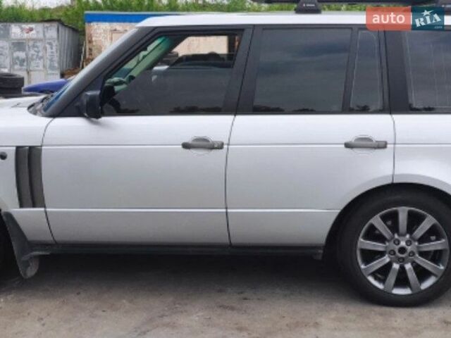 Серый Ленд Ровер Рендж Ровер, объемом двигателя 2.9 л и пробегом 300 тыс. км за 9000 $, фото 4 на Automoto.ua