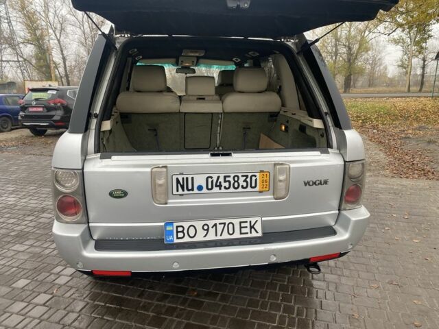 Сірий Ленд Ровер Рендж Ровер, об'ємом двигуна 3 л та пробігом 300 тис. км за 7200 $, фото 1 на Automoto.ua