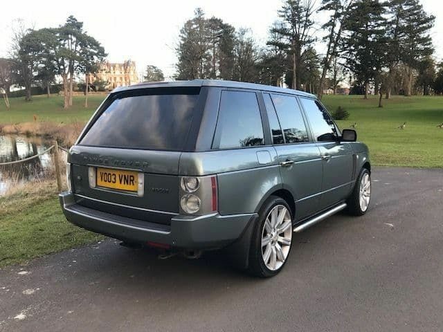 Сірий Ленд Ровер Рендж Ровер, об'ємом двигуна 3 л та пробігом 329 тис. км за 7675 $, фото 2 на Automoto.ua
