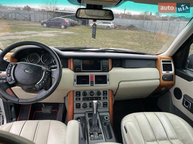 Серый Ленд Ровер Рендж Ровер, объемом двигателя 2.9 л и пробегом 300 тыс. км за 7999 $, фото 46 на Automoto.ua