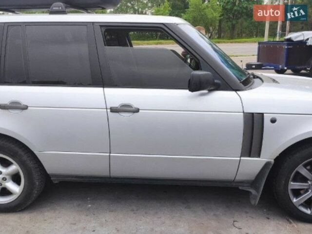 Серый Ленд Ровер Рендж Ровер, объемом двигателя 2.9 л и пробегом 300 тыс. км за 9000 $, фото 5 на Automoto.ua