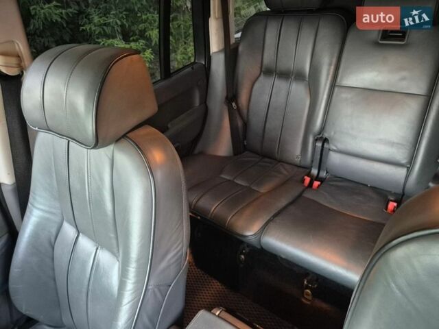 Сірий Ленд Ровер Рендж Ровер, об'ємом двигуна 2.93 л та пробігом 360 тис. км за 9499 $, фото 3 на Automoto.ua