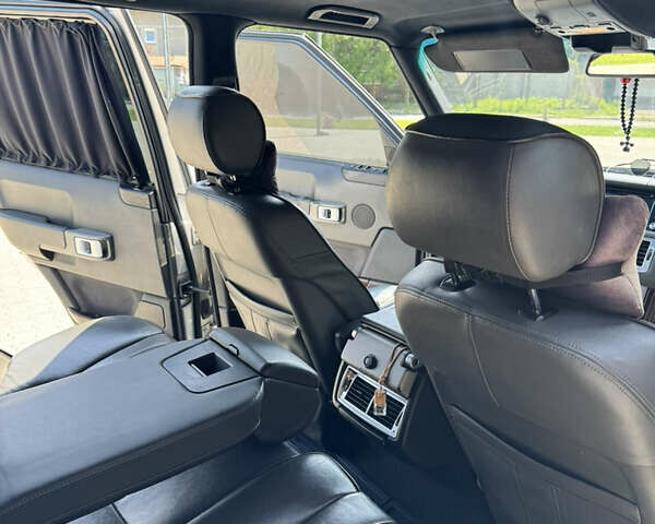 Серый Ленд Ровер Рендж Ровер, объемом двигателя 3 л и пробегом 398 тыс. км за 8950 $, фото 13 на Automoto.ua