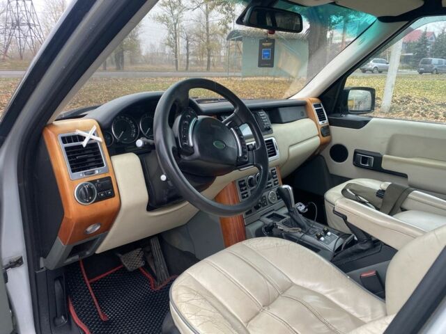 Сірий Ленд Ровер Рендж Ровер, об'ємом двигуна 3 л та пробігом 300 тис. км за 7200 $, фото 7 на Automoto.ua