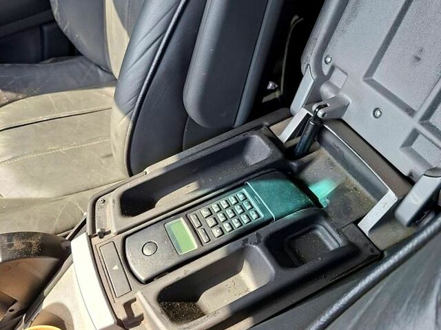 Сірий Ленд Ровер Рендж Ровер, об'ємом двигуна 4.4 л та пробігом 221 тис. км за 12500 $, фото 8 на Automoto.ua