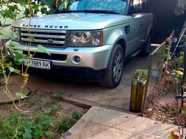 Серый Ленд Ровер Рендж Ровер, объемом двигателя 2.7 л и пробегом 301 тыс. км за 8500 $, фото 5 на Automoto.ua