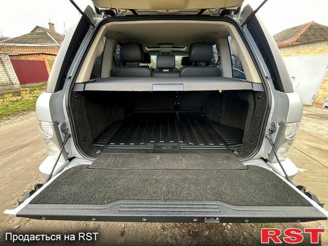 Сірий Ленд Ровер Рендж Ровер, об'ємом двигуна 4.4 л та пробігом 234 тис. км за 9999 $, фото 12 на Automoto.ua