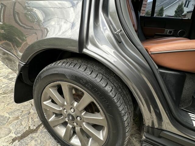 Сірий Ленд Ровер Рендж Ровер, об'ємом двигуна 3 л та пробігом 281 тис. км за 20500 $, фото 22 на Automoto.ua