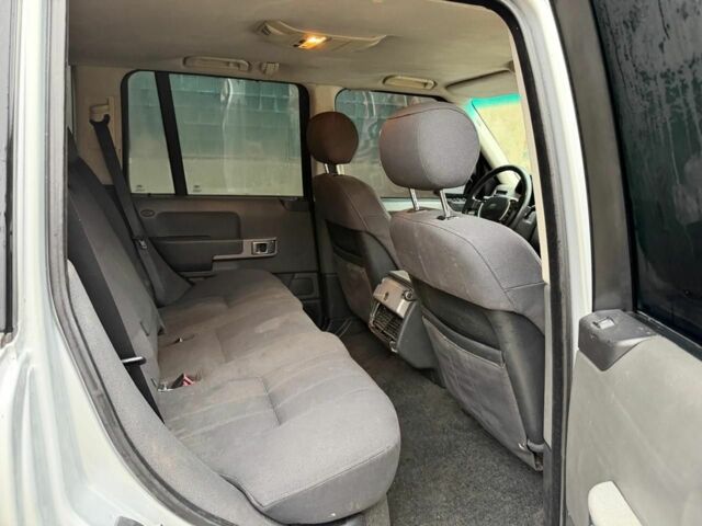 Сірий Ленд Ровер Рендж Ровер, об'ємом двигуна 3 л та пробігом 340 тис. км за 4800 $, фото 7 на Automoto.ua