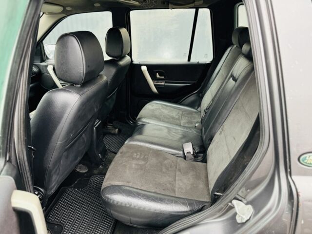 Сірий Ленд Ровер Рендж Ровер, об'ємом двигуна 2 л та пробігом 240 тис. км за 2950 $, фото 7 на Automoto.ua