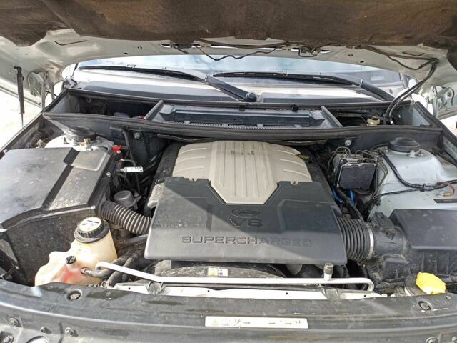 Серый Ленд Ровер Рендж Ровер, объемом двигателя 4.2 л и пробегом 290 тыс. км за 7999 $, фото 6 на Automoto.ua