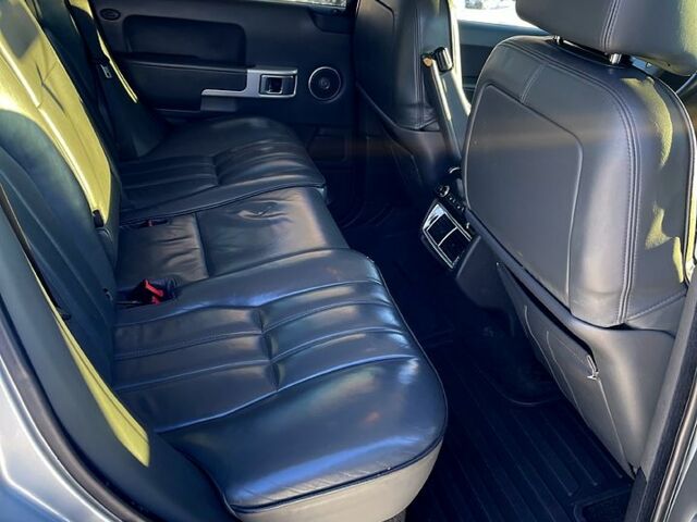 Сірий Ленд Ровер Рендж Ровер, об'ємом двигуна 4.4 л та пробігом 0 тис. км за 11500 $, фото 6 на Automoto.ua