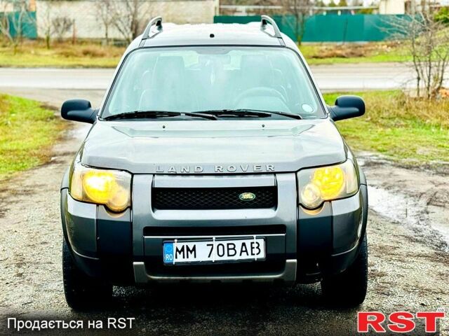 Серый Ленд Ровер Рендж Ровер, объемом двигателя 2 л и пробегом 245 тыс. км за 3350 $, фото 3 на Automoto.ua