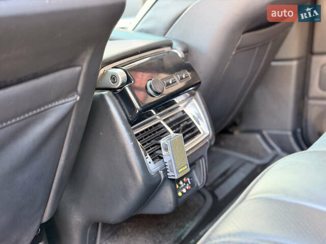 Сірий Ленд Ровер Рендж Ровер, об'ємом двигуна 4.2 л та пробігом 312 тис. км за 8500 $, фото 19 на Automoto.ua