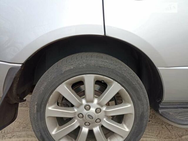 Сірий Ленд Ровер Рендж Ровер, об'ємом двигуна 4.2 л та пробігом 290 тис. км за 9600 $, фото 7 на Automoto.ua