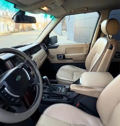 Сірий Ленд Ровер Рендж Ровер, об'ємом двигуна 3 л та пробігом 320 тис. км за 5000 $, фото 5 на Automoto.ua