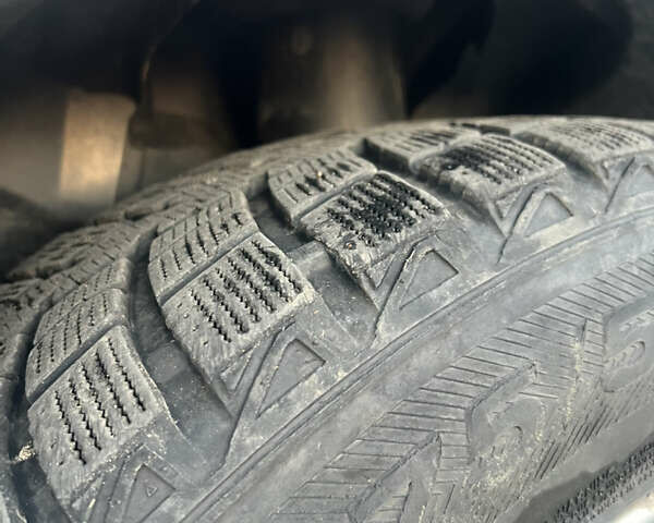 Сірий Ленд Ровер Рендж Ровер, об'ємом двигуна 4.2 л та пробігом 188 тис. км за 9999 $, фото 20 на Automoto.ua