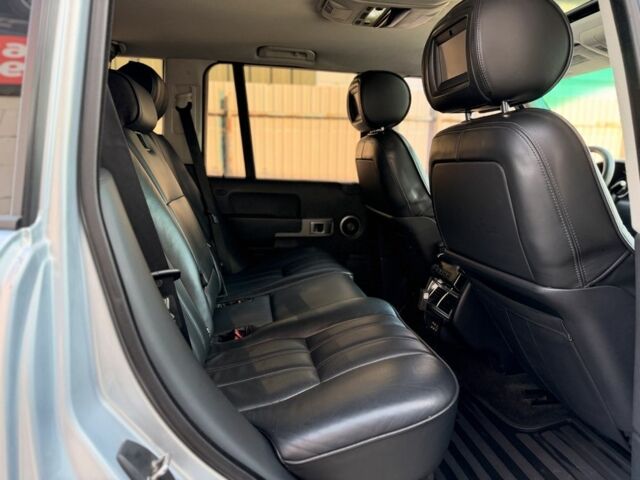 Сірий Ленд Ровер Рендж Ровер, об'ємом двигуна 4.2 л та пробігом 290 тис. км за 7900 $, фото 10 на Automoto.ua