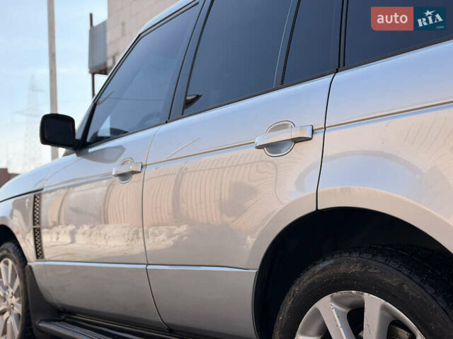 Сірий Ленд Ровер Рендж Ровер, об'ємом двигуна 4.2 л та пробігом 312 тис. км за 8500 $, фото 12 на Automoto.ua