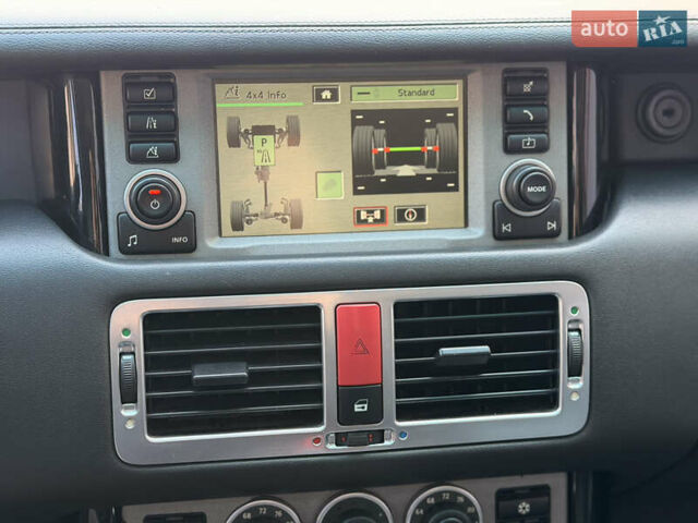 Сірий Ленд Ровер Рендж Ровер, об'ємом двигуна 4.2 л та пробігом 312 тис. км за 8500 $, фото 35 на Automoto.ua