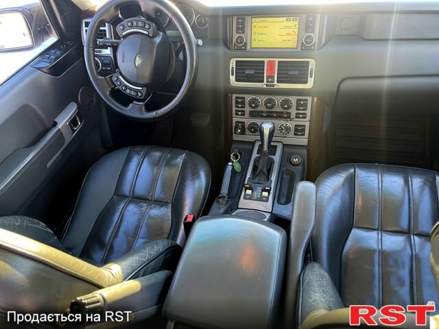 Сірий Ленд Ровер Рендж Ровер, об'ємом двигуна 4.4 л та пробігом 0 тис. км за 11500 $, фото 8 на Automoto.ua