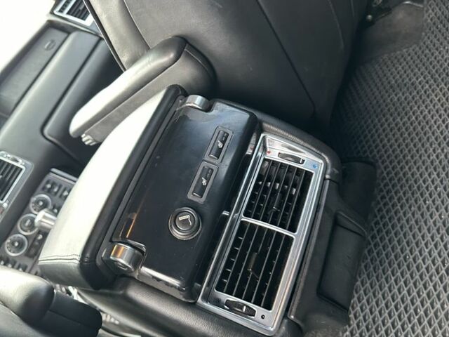 Серый Ленд Ровер Рендж Ровер, объемом двигателя 4.2 л и пробегом 188 тыс. км за 10500 $, фото 12 на Automoto.ua