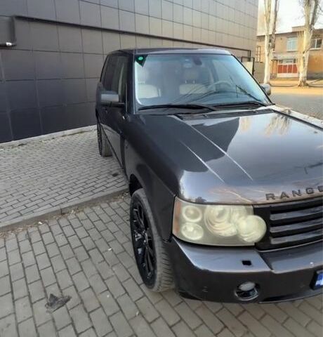 Сірий Ленд Ровер Рендж Ровер, об'ємом двигуна 3 л та пробігом 320 тис. км за 5000 $, фото 1 на Automoto.ua