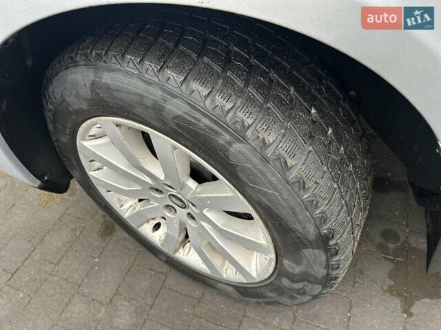 Сірий Ленд Ровер Рендж Ровер, об'ємом двигуна 4.2 л та пробігом 198 тис. км за 9200 $, фото 11 на Automoto.ua