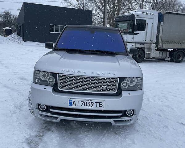 Серый Ленд Ровер Рендж Ровер, объемом двигателя 4.2 л и пробегом 222 тыс. км за 11000 $, фото 1 на Automoto.ua