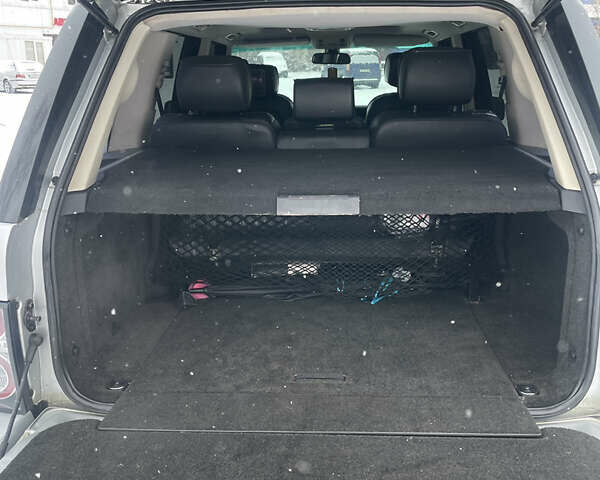 Серый Ленд Ровер Рендж Ровер, объемом двигателя 4.2 л и пробегом 222 тыс. км за 11000 $, фото 8 на Automoto.ua