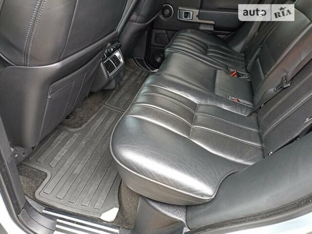 Сірий Ленд Ровер Рендж Ровер, об'ємом двигуна 4.2 л та пробігом 290 тис. км за 9600 $, фото 16 на Automoto.ua