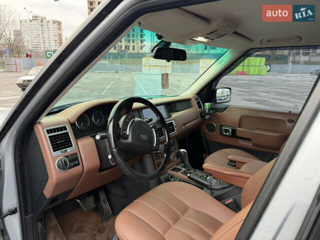Серый Ленд Ровер Рендж Ровер, объемом двигателя 2.93 л и пробегом 415 тыс. км за 13000 $, фото 6 на Automoto.ua