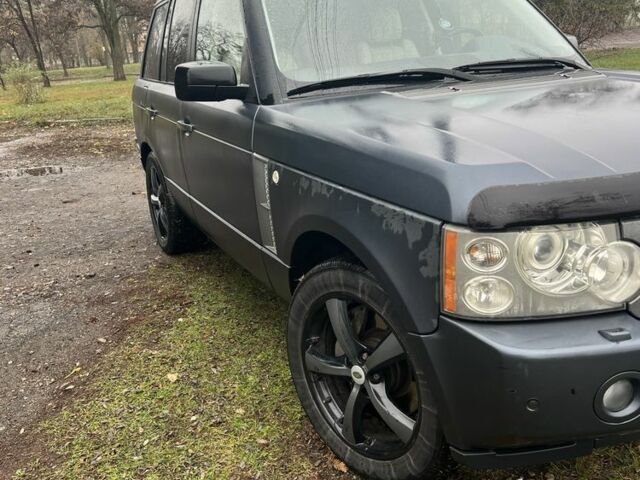 Серый Ленд Ровер Рендж Ровер, объемом двигателя 3.6 л и пробегом 287 тыс. км за 8900 $, фото 4 на Automoto.ua