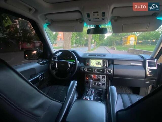 Серый Ленд Ровер Рендж Ровер, объемом двигателя 3.6 л и пробегом 330 тыс. км за 13300 $, фото 9 на Automoto.ua