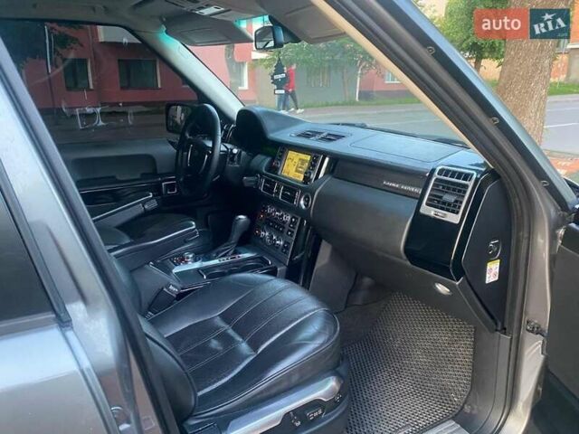 Серый Ленд Ровер Рендж Ровер, объемом двигателя 3.6 л и пробегом 330 тыс. км за 13300 $, фото 6 на Automoto.ua
