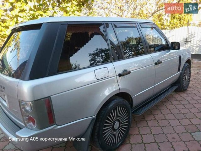 Сірий Ленд Ровер Рендж Ровер, об'ємом двигуна 3.6 л та пробігом 254 тис. км за 12300 $, фото 4 на Automoto.ua