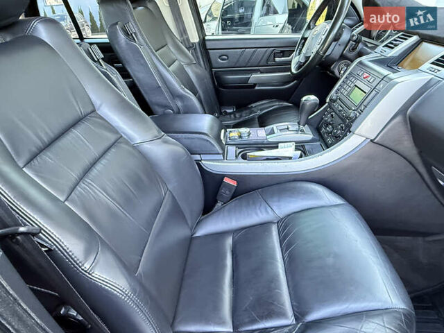 Серый Ленд Ровер Рендж Ровер, объемом двигателя 3.63 л и пробегом 247 тыс. км за 14500 $, фото 34 на Automoto.ua