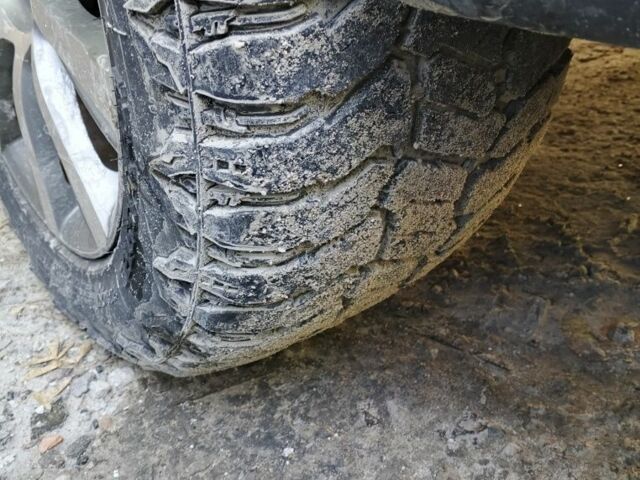 Серый Ленд Ровер Рендж Ровер, объемом двигателя 2.7 л и пробегом 400 тыс. км за 2700 $, фото 6 на Automoto.ua