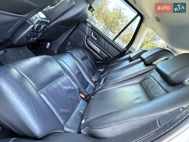 Серый Ленд Ровер Рендж Ровер, объемом двигателя 3.63 л и пробегом 247 тыс. км за 14500 $, фото 46 на Automoto.ua