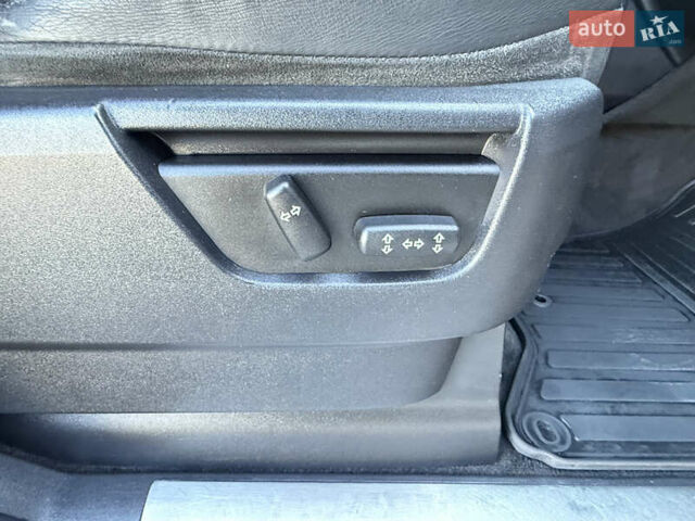 Серый Ленд Ровер Рендж Ровер, объемом двигателя 3.63 л и пробегом 247 тыс. км за 14500 $, фото 38 на Automoto.ua