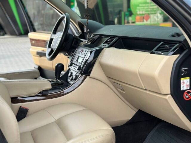 Сірий Ленд Ровер Рендж Ровер, об'ємом двигуна 3.6 л та пробігом 190 тис. км за 9999 $, фото 13 на Automoto.ua